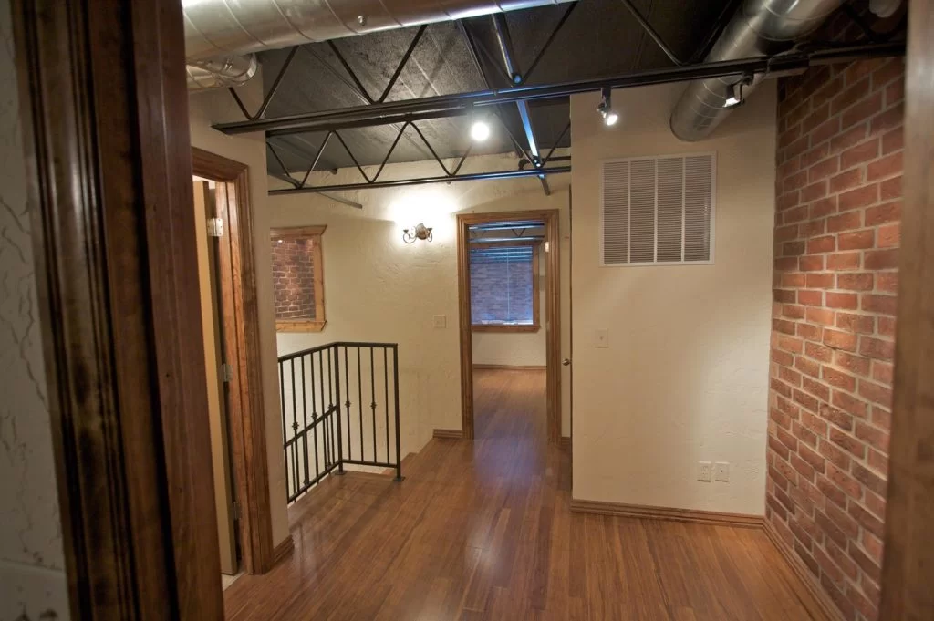 AW-116-JAY-HI RES (5)