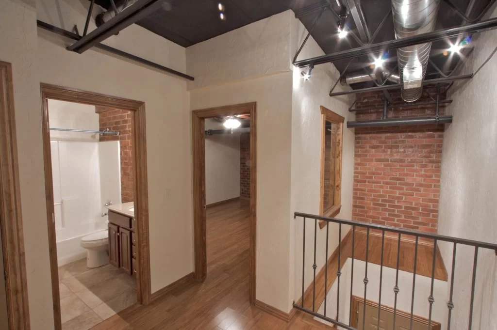 AW-121-JAY-HI RES (1)