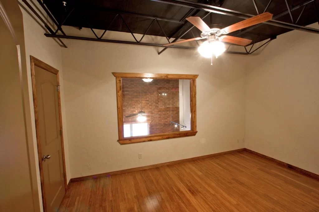 AW-121-JAY-HI RES (4)