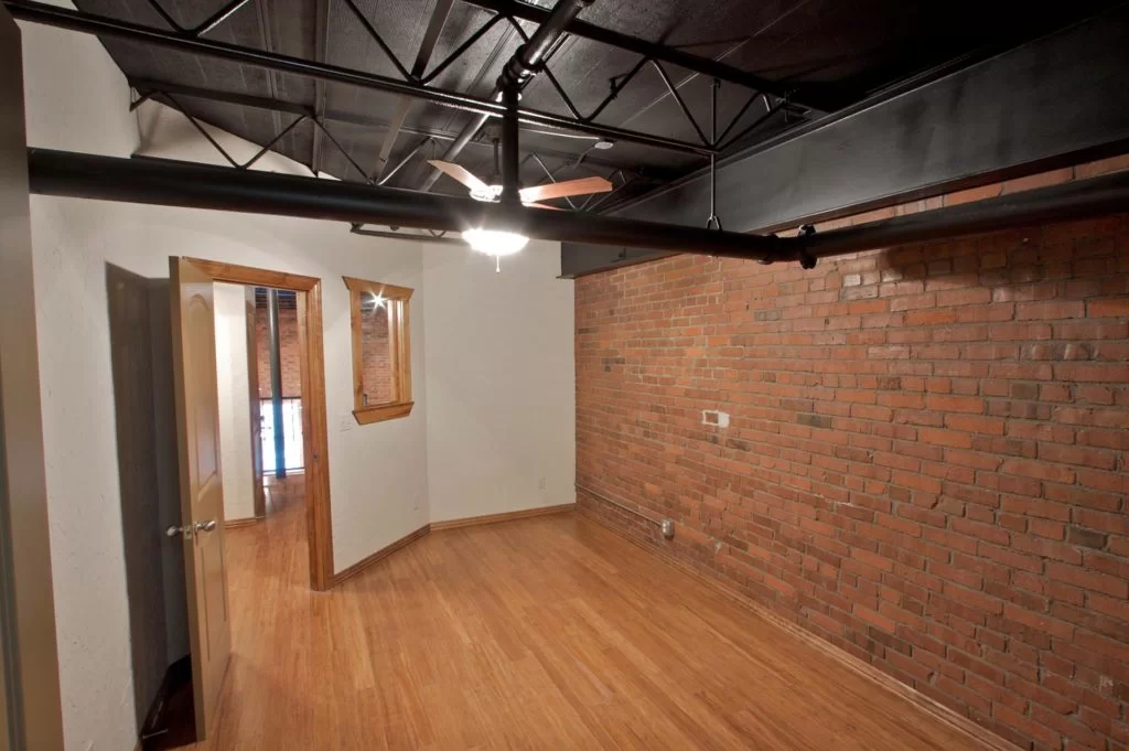 AW-122-JAY-HI RES (10)