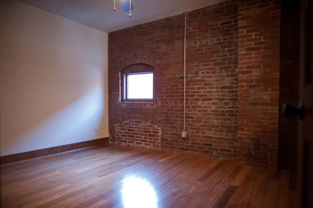 SLApts_014-biscuit-west