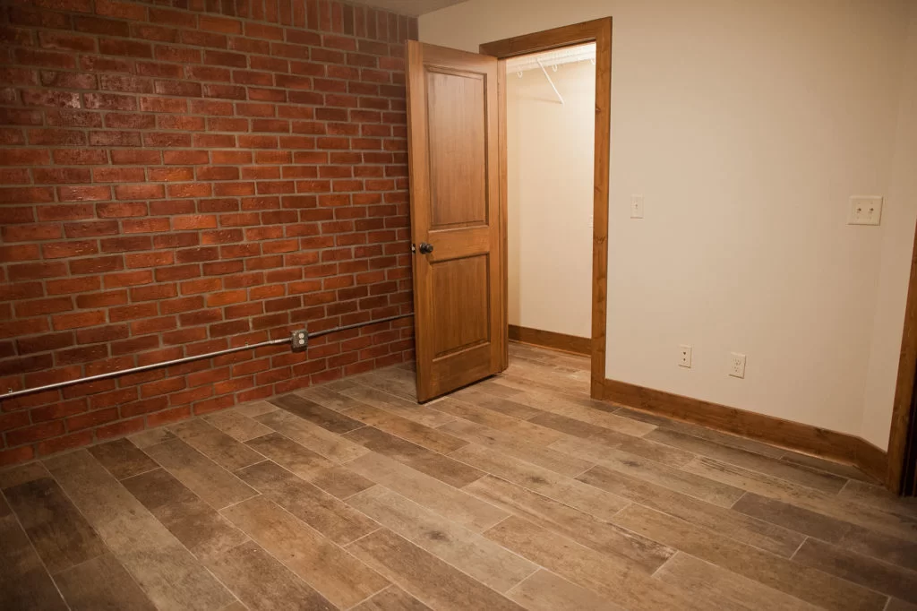 SLApts_034-biscuit-west