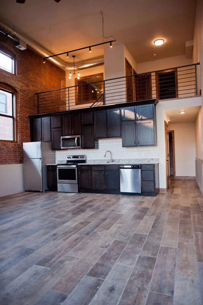 SLApts_038-biscuit-west