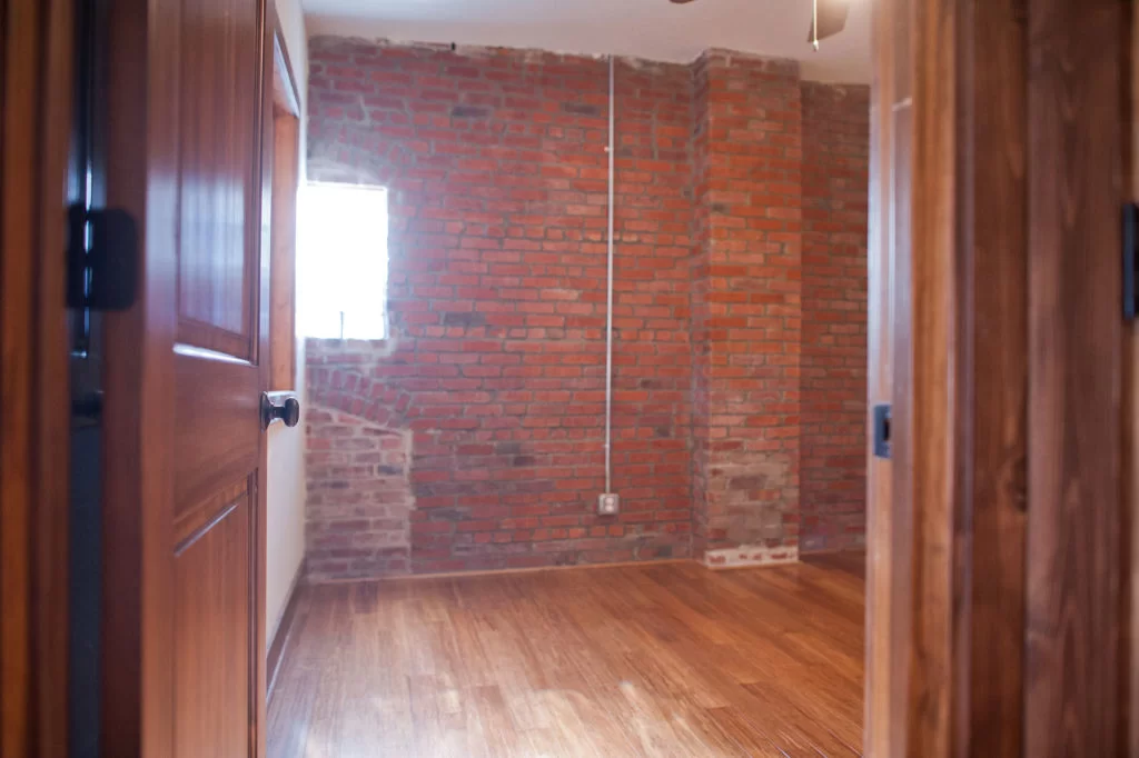 SLApts_047-biscuit-west