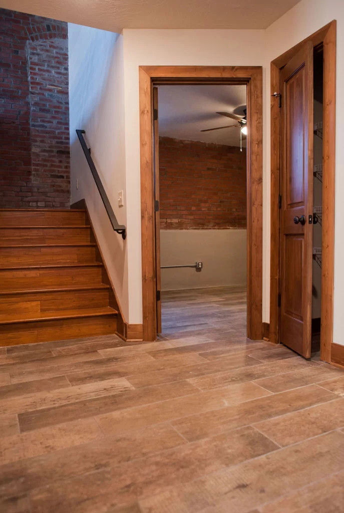 SLApts_052-biscuit-west