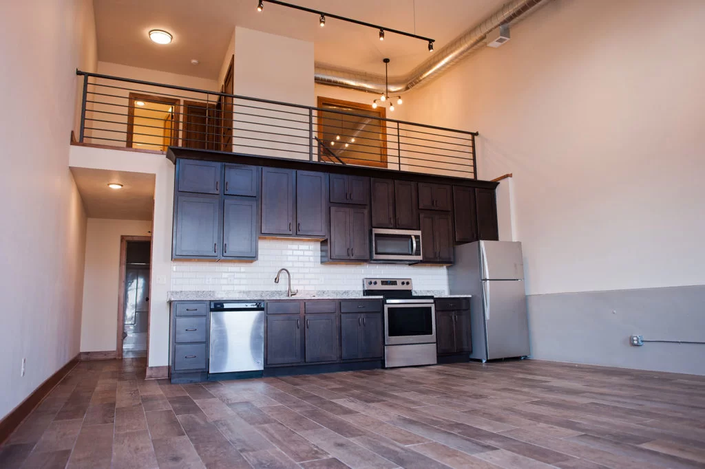 SLApts_053-biscuit-west