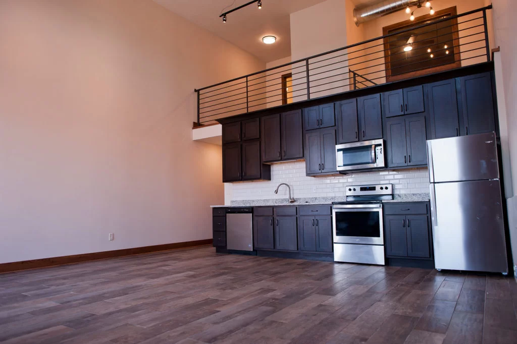 SLApts_054-biscuit-west