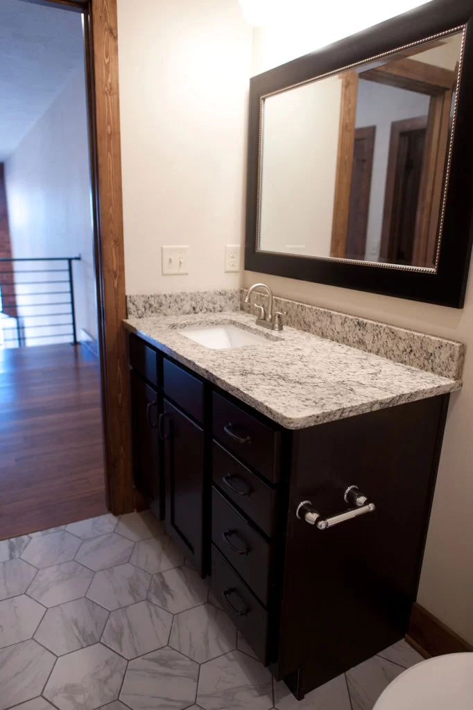 SLApts_058-biscuit-west