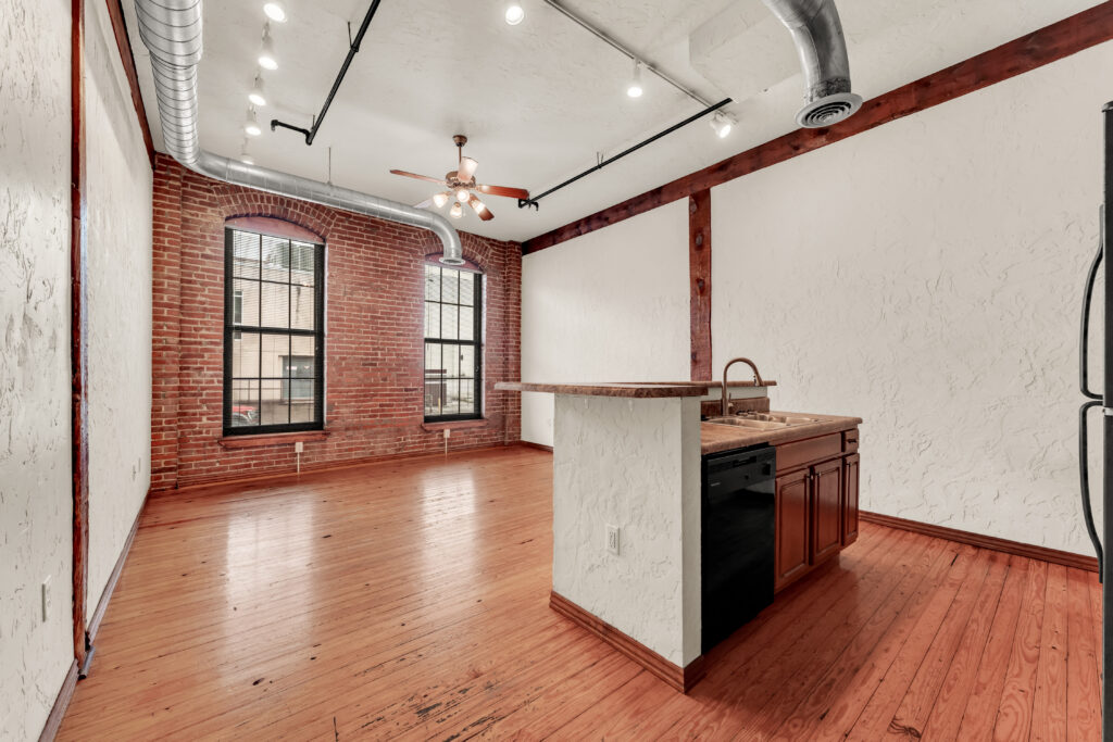 Spfld Loft Apartments 6.9